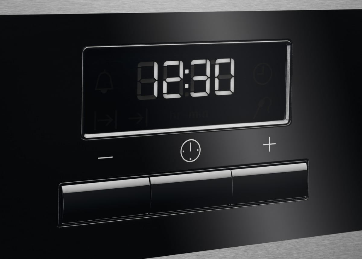 AEG DCB331010M Built In Electric Double Oven